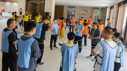 致敬城市美容师，传递企业关怀——山东省建设建材工会开展“向环卫工致敬”疗休养活动纪实